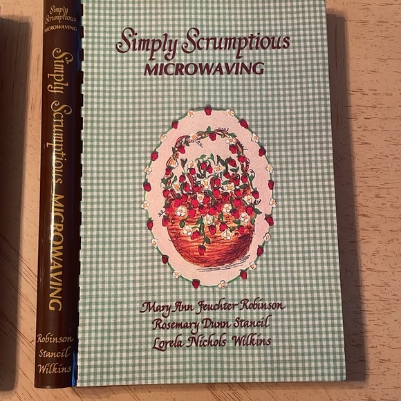 Collection set of 4 Microwave Cookbooks from 1980s - Picture 4 of 8